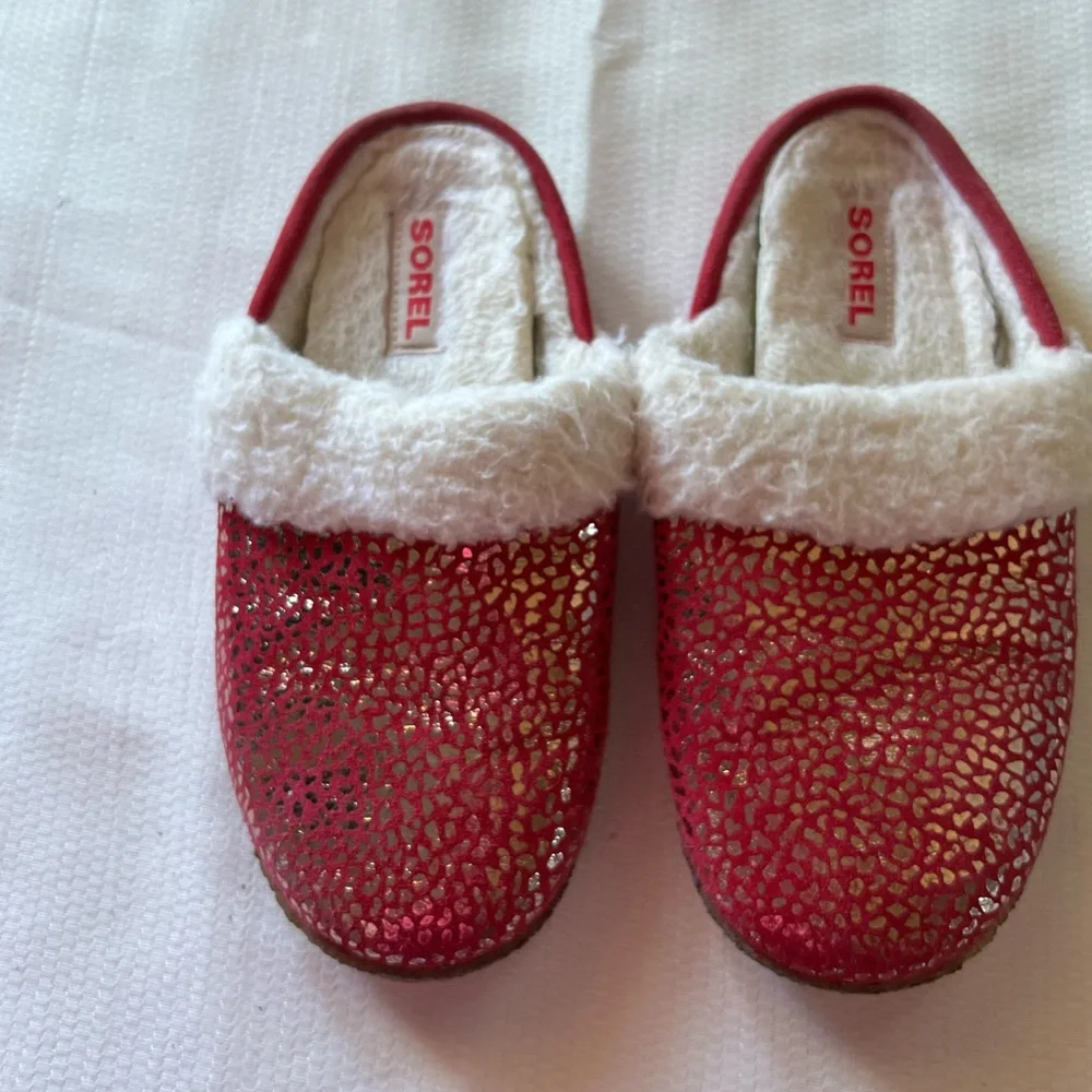 Sorel Red and White Cozy Slippers